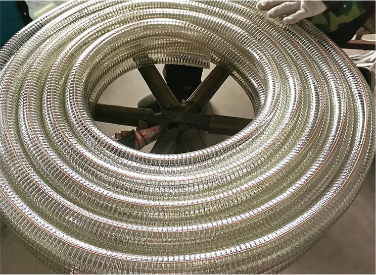 抗靜電軟管與石油産品長期接觸的導電性